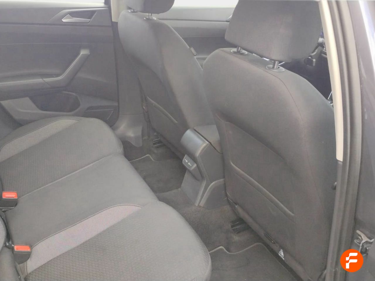 Foto Volkswagen Taigo 19