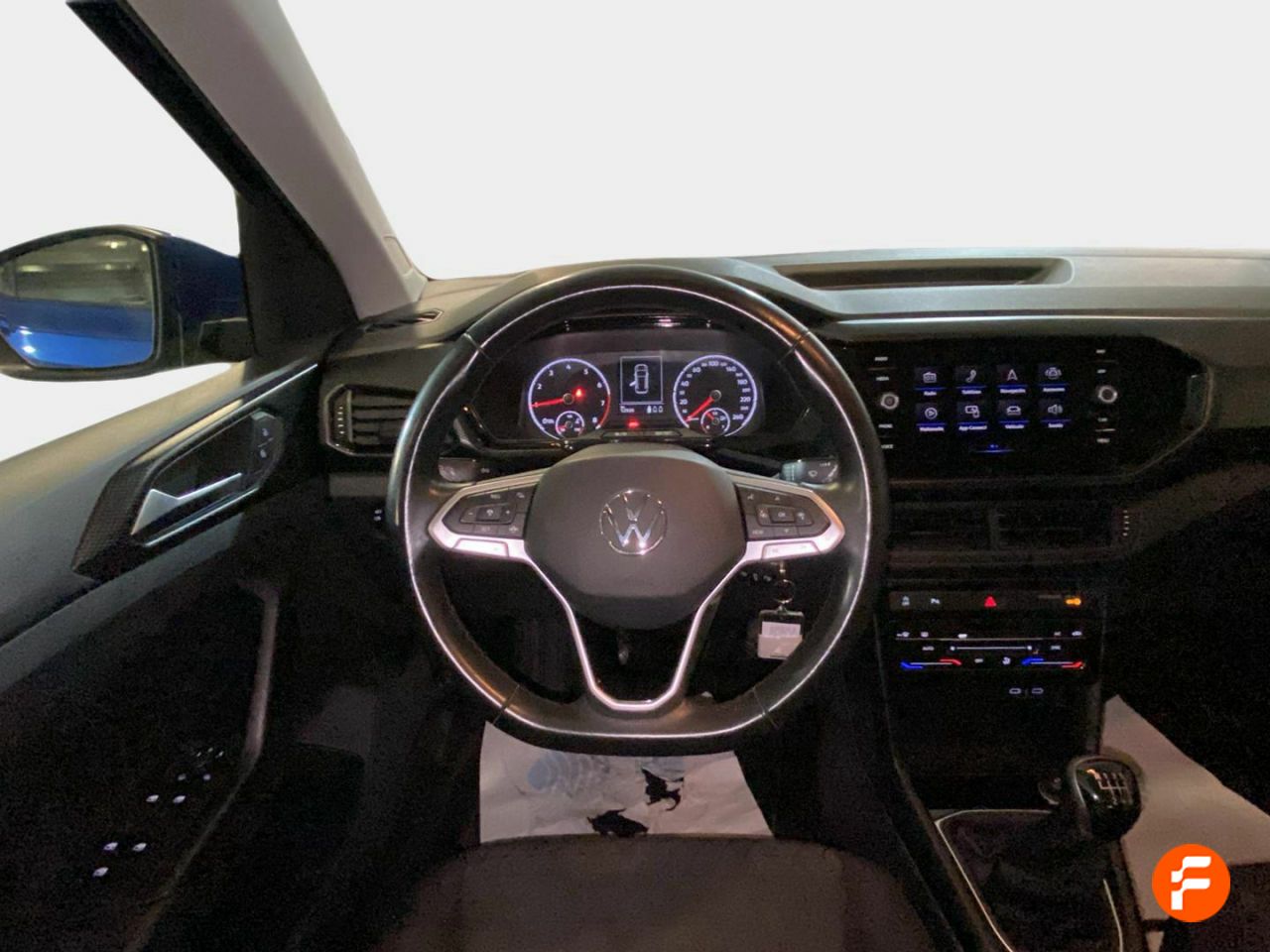 Foto Volkswagen T-Cross 12