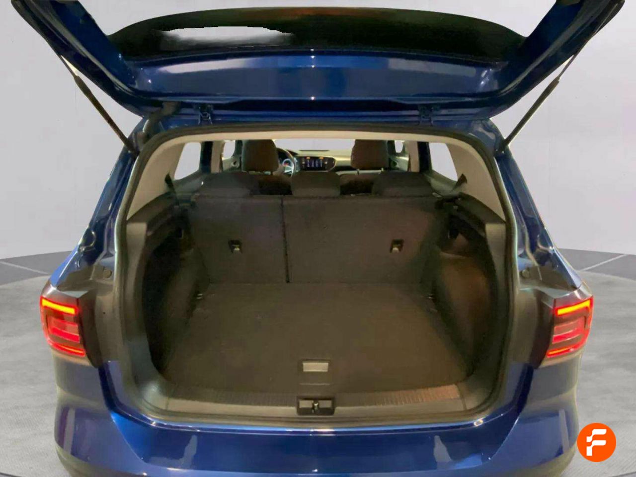Foto Volkswagen T-Cross 14