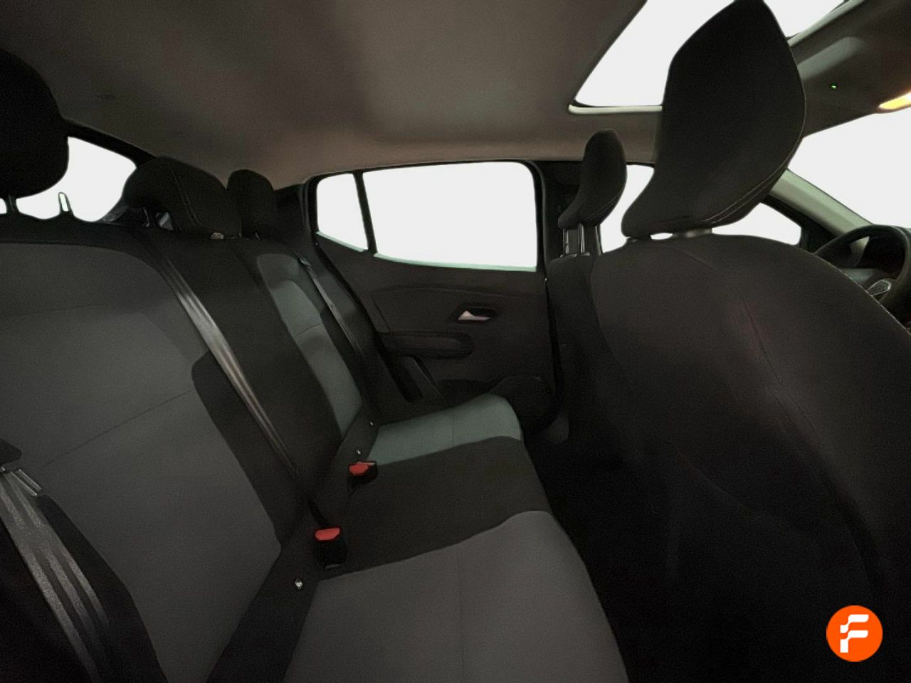 Foto Dacia Sandero 9