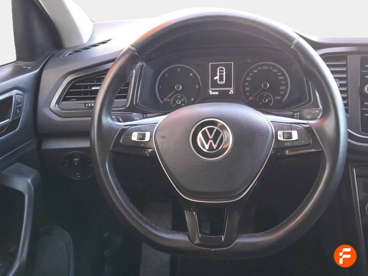Foto Volkswagen T-Roc 11