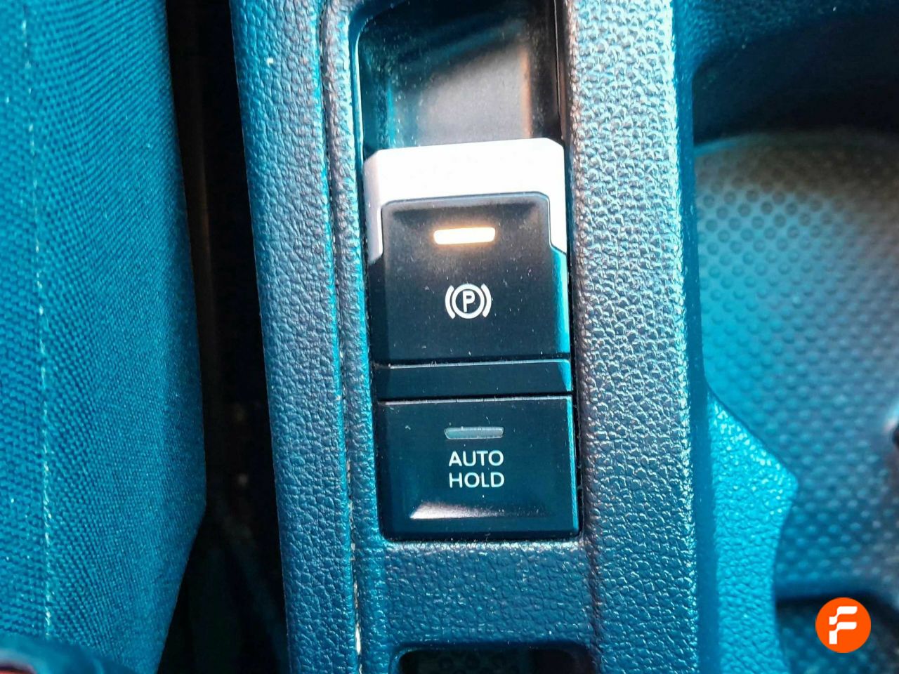 Foto Volkswagen T-Roc 20