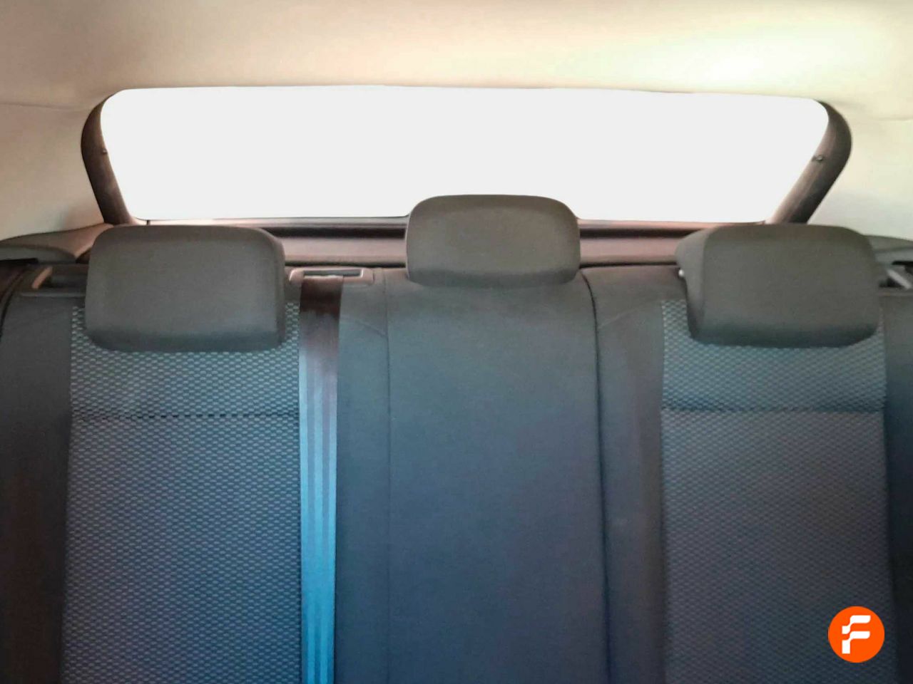 Foto Volkswagen T-Roc 26