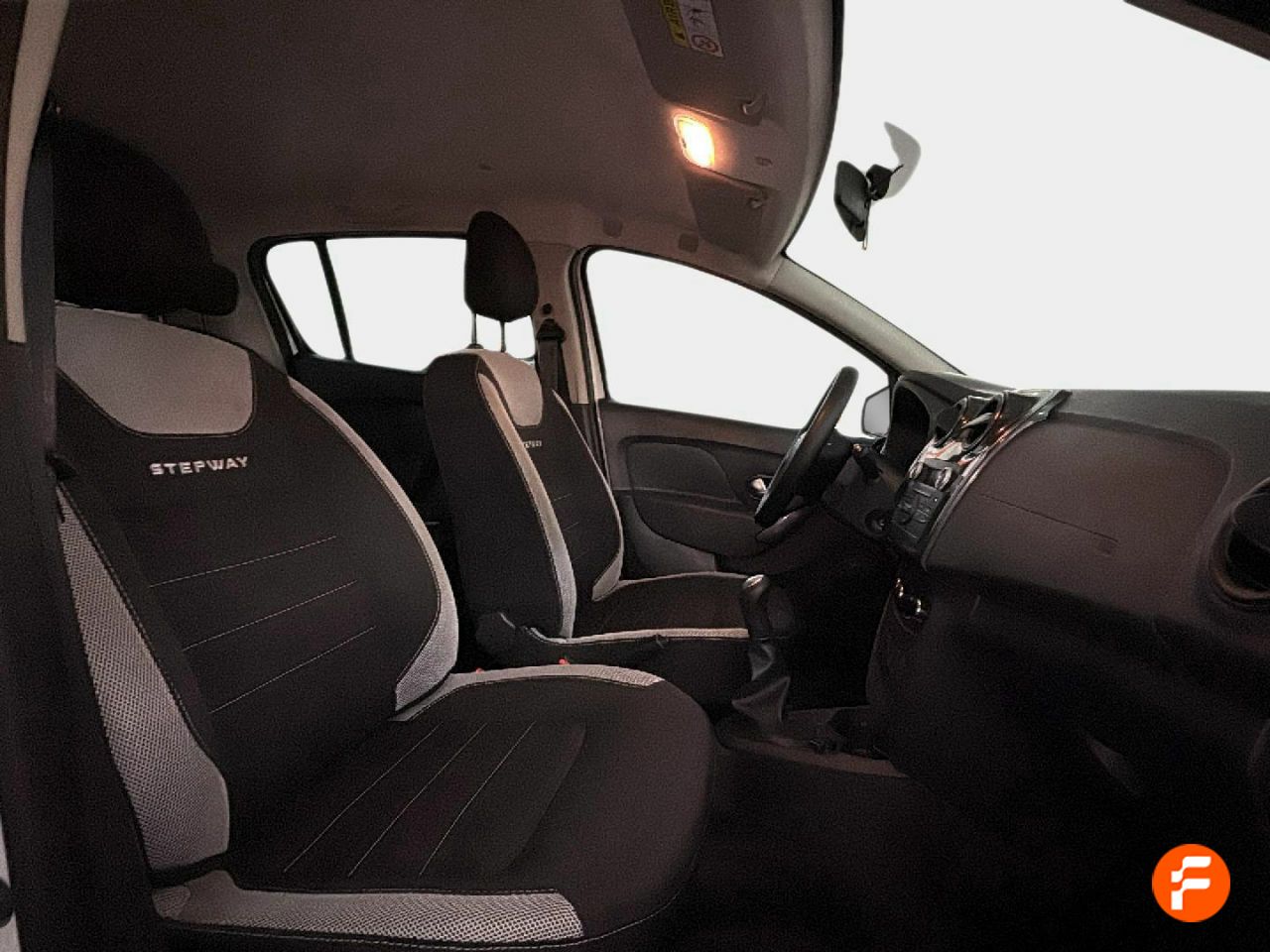 Foto Dacia Sandero 8