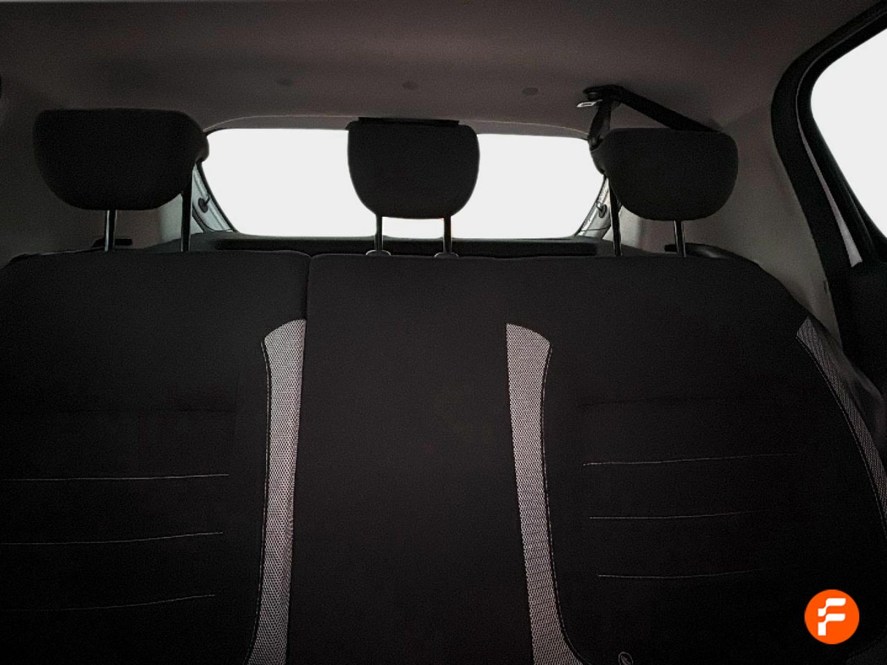 Foto Dacia Sandero 10