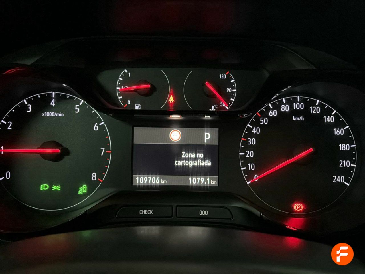 Foto Opel Crossland X 14