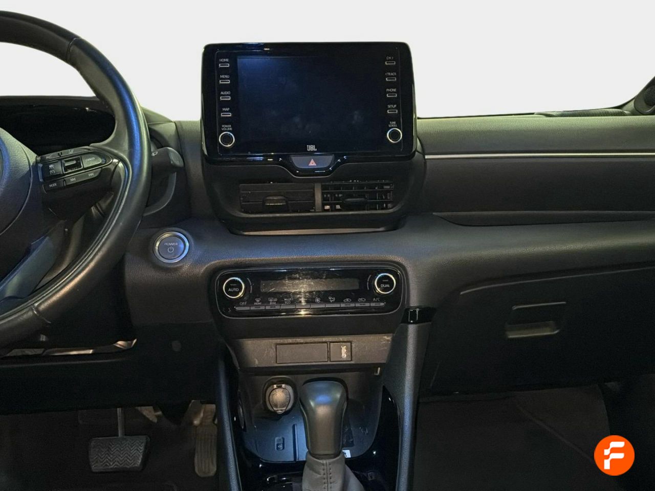 Foto Toyota Yaris 12