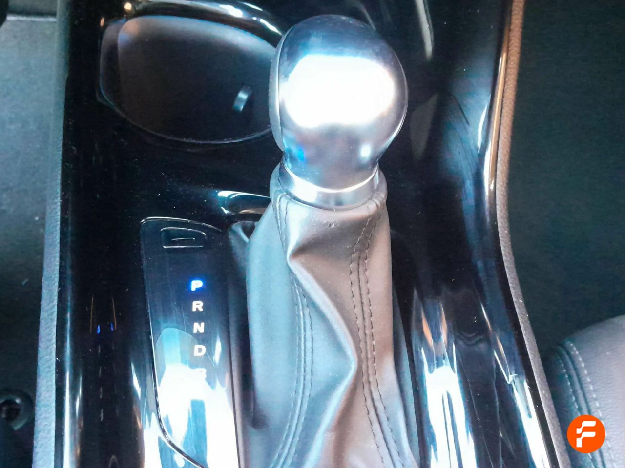 Foto Toyota C-HR 25