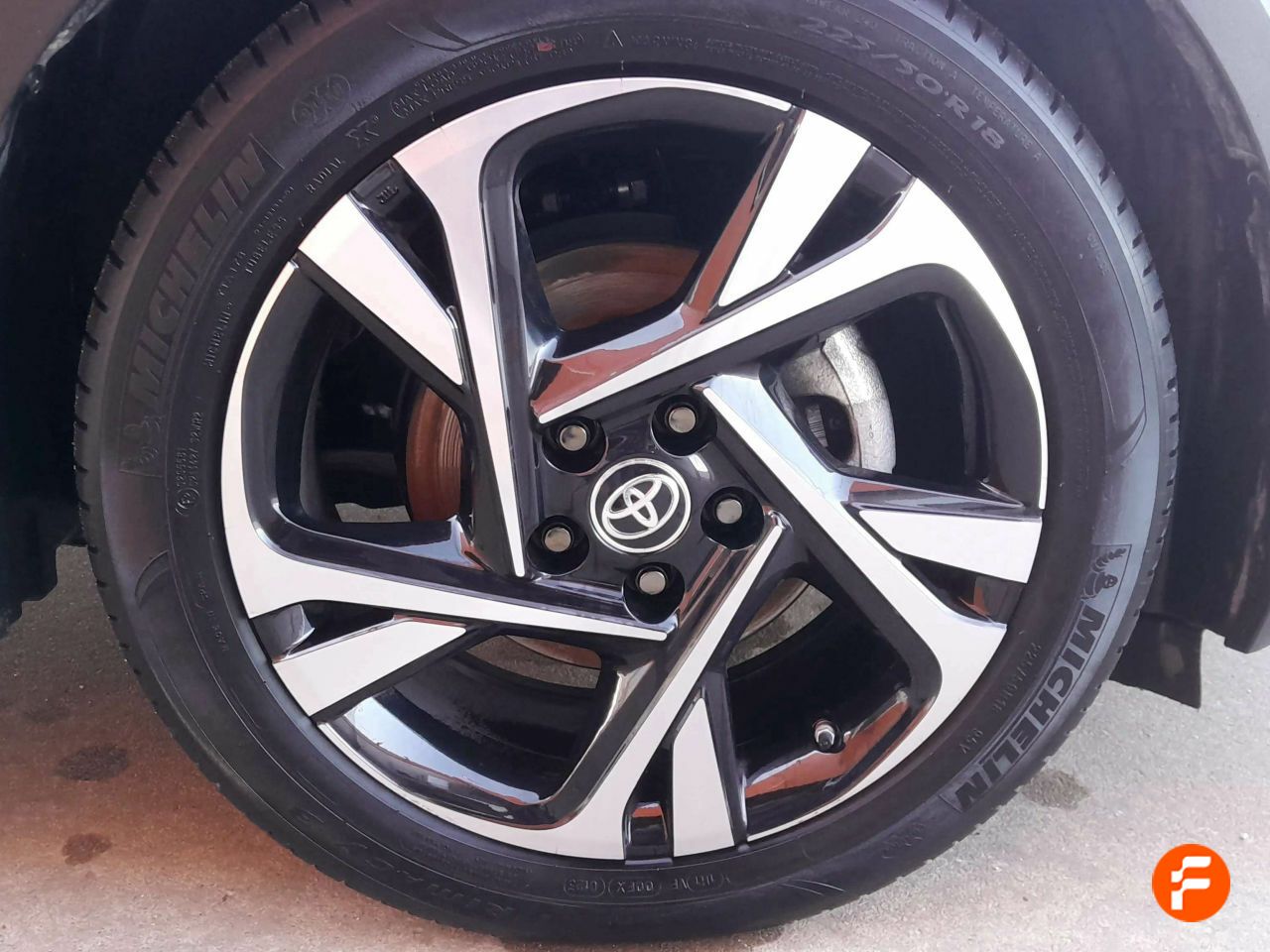 Foto Toyota C-HR 35