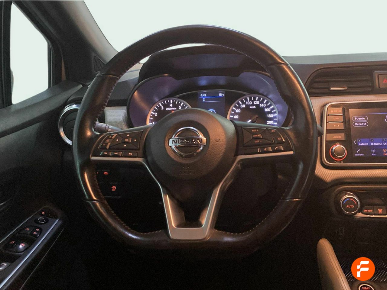 Foto Nissan Micra 15