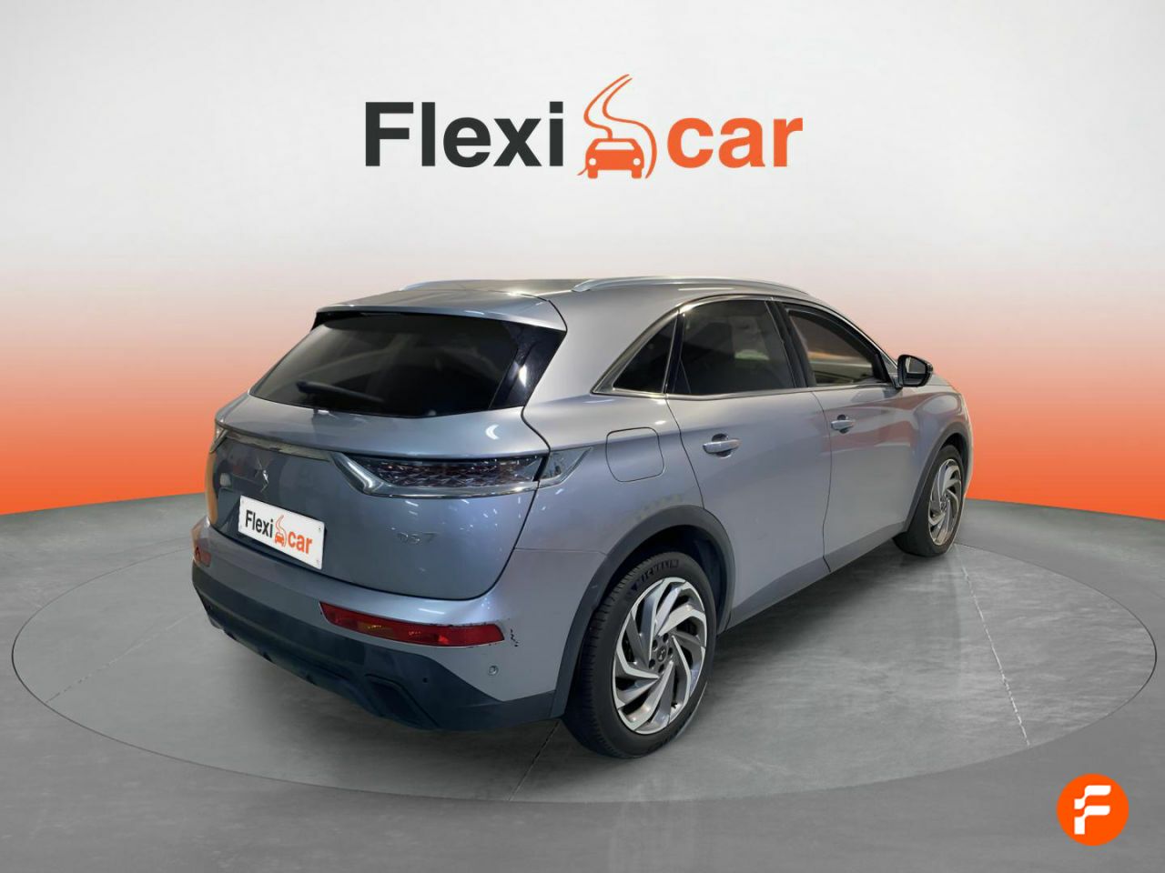 Foto DS Automobiles DS 7 7