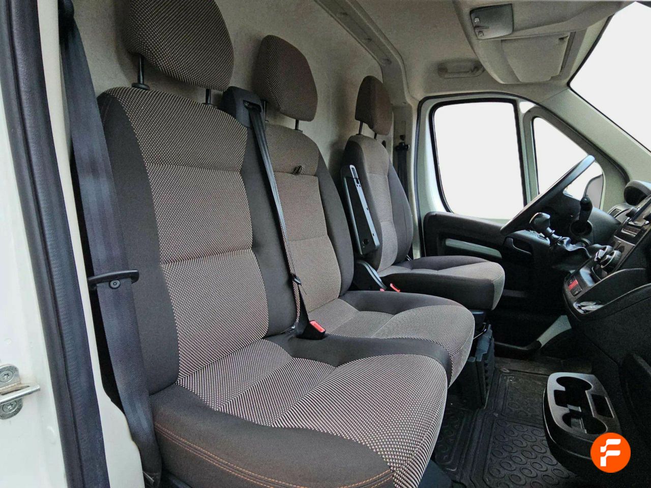 Foto Peugeot Boxer 16