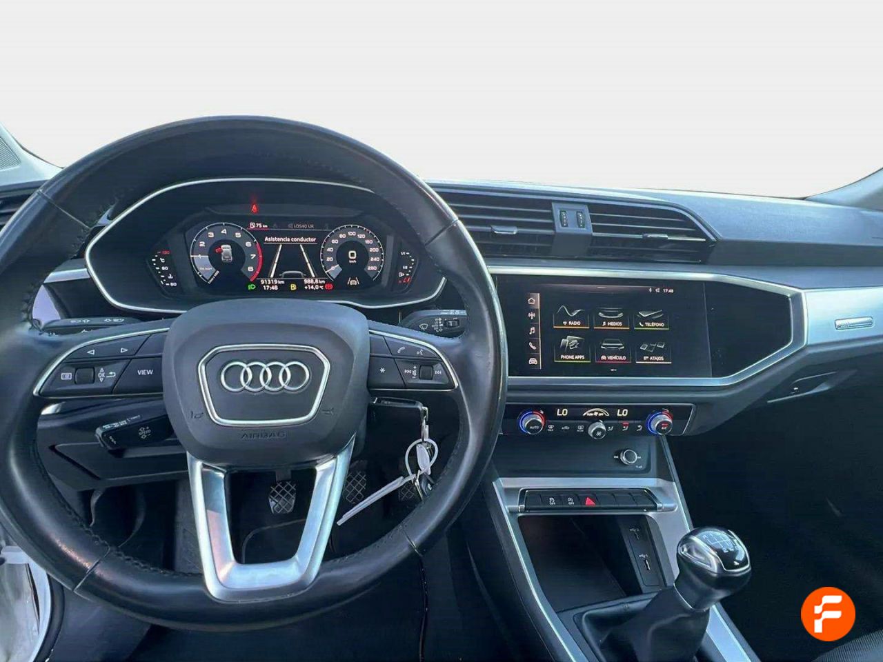 Foto Audi Q3 8