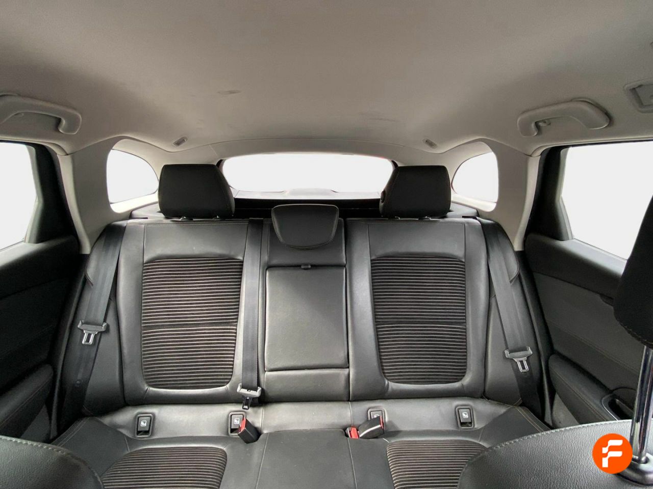 Foto Renault Talisman 10