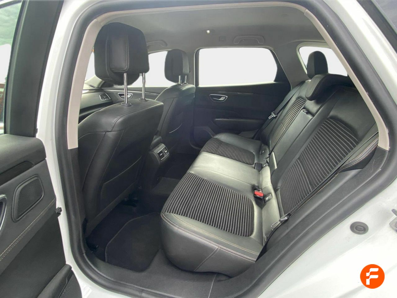 Foto Renault Talisman 24