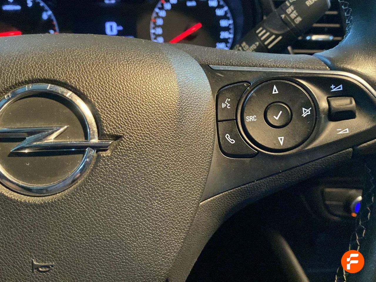 Foto Opel Crossland X 13