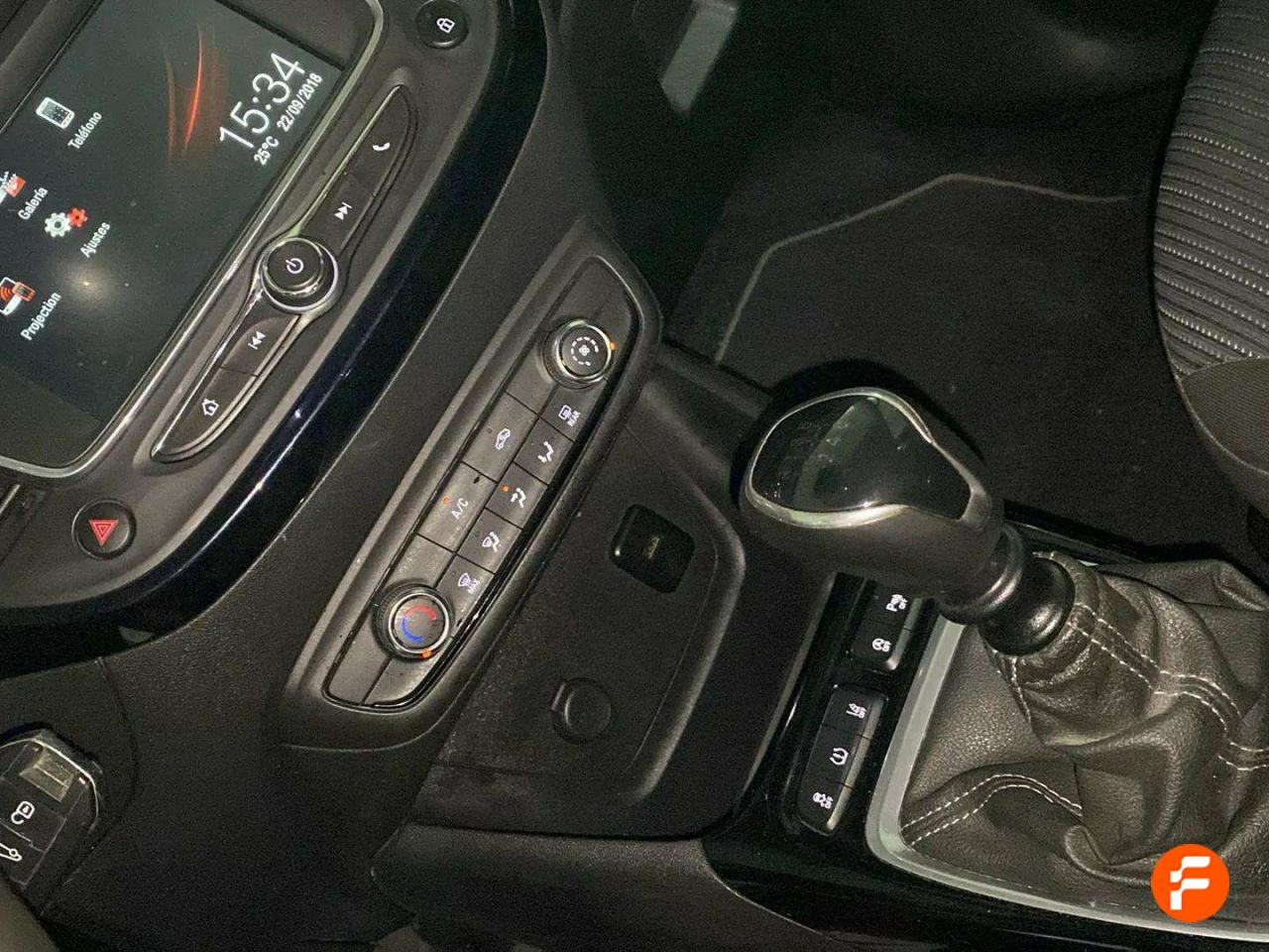 Foto Opel Crossland X 19