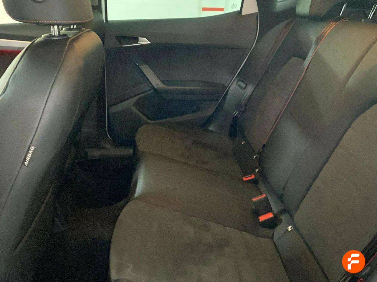 Foto Seat Arona 24