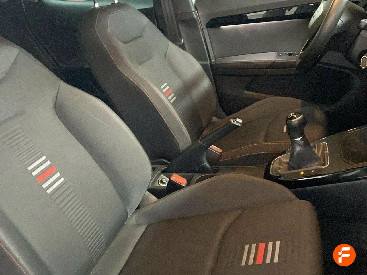 Foto Seat Arona 23