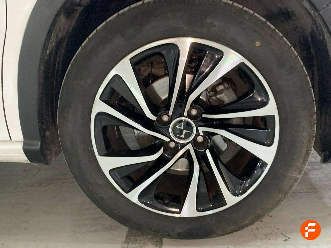Foto DS Automobiles DS 4 29