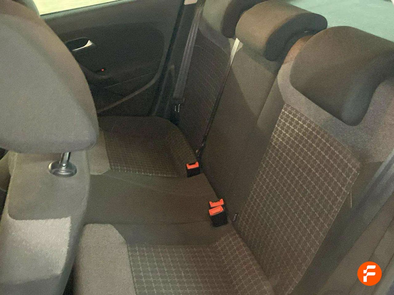 Foto Volkswagen Polo 21