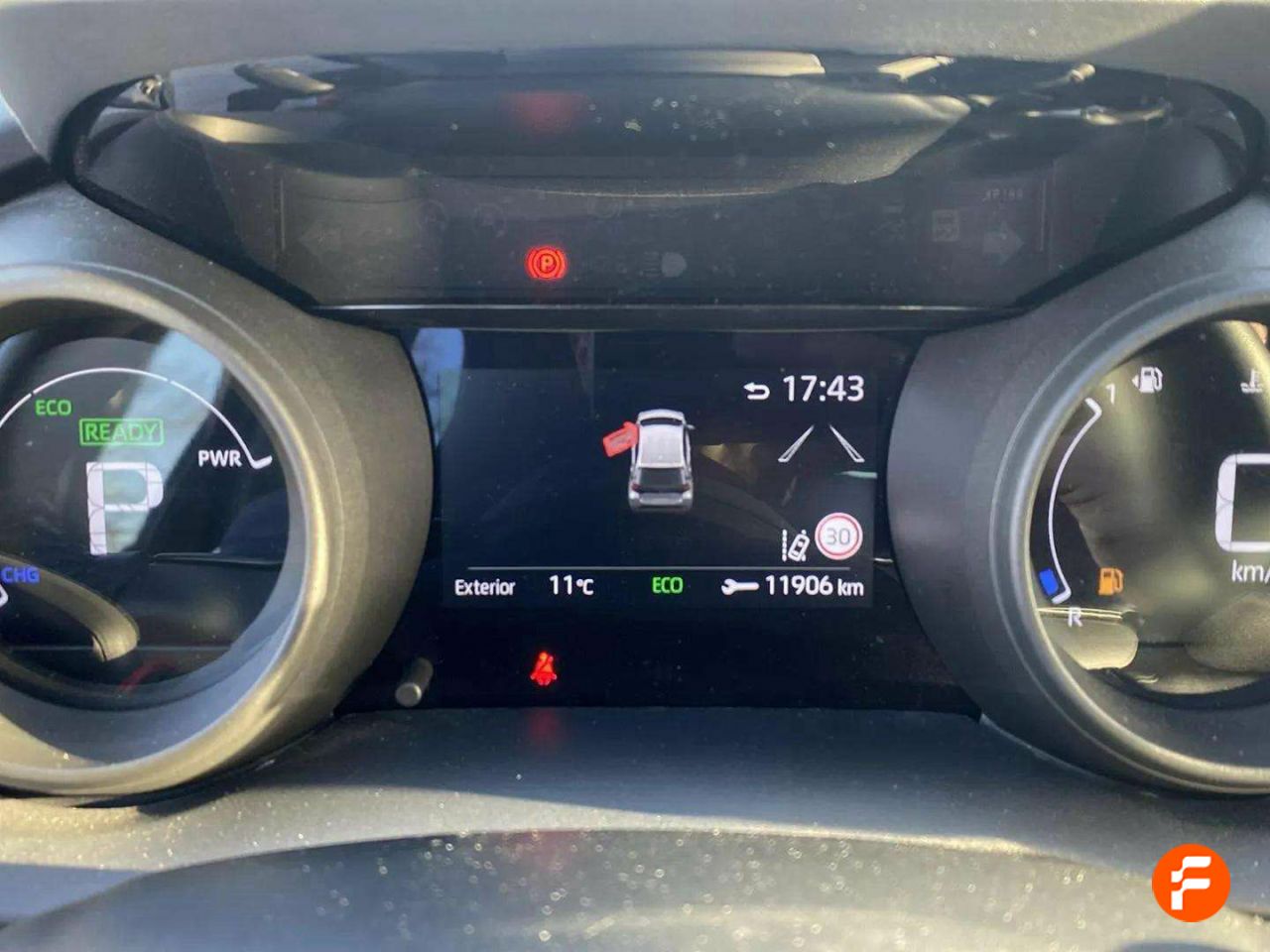 Foto Toyota Yaris 14