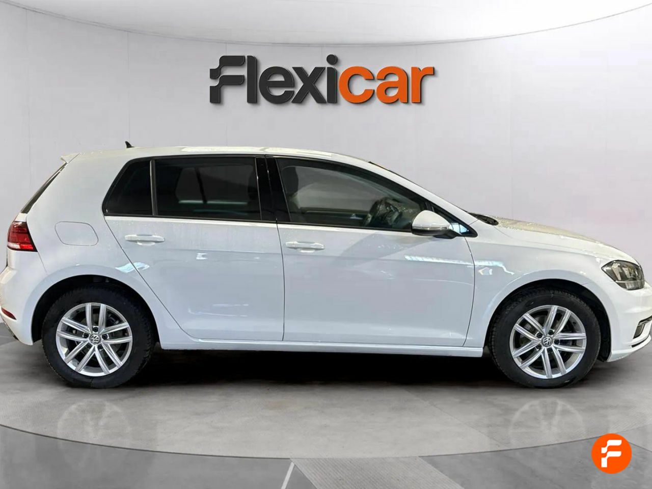 Foto Volkswagen Golf 9