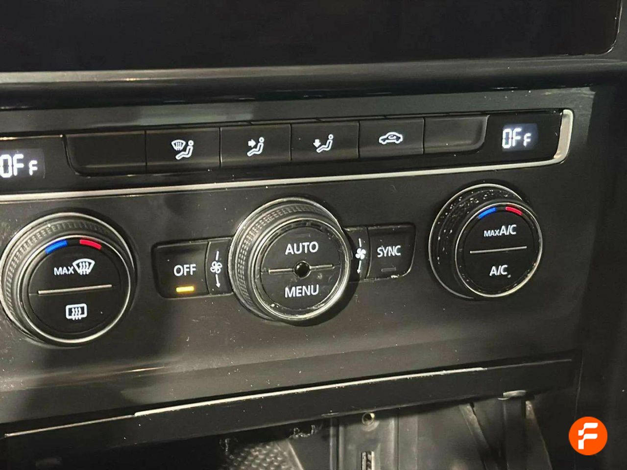 Foto Volkswagen Golf 31
