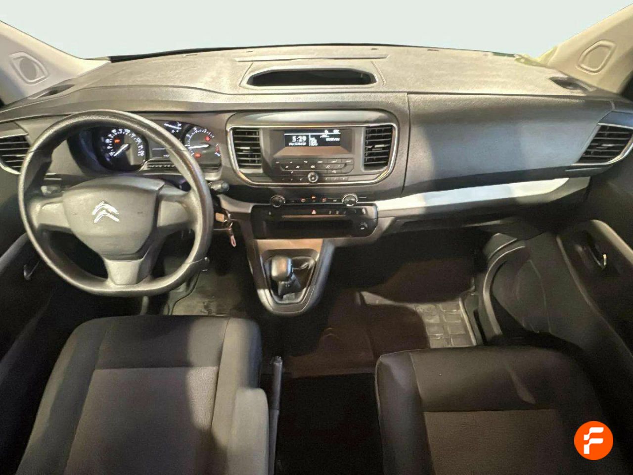 Foto Citroën Spacetourer 11