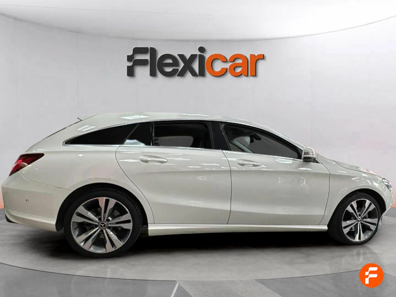 Foto Mercedes-Benz Clase CLA 8