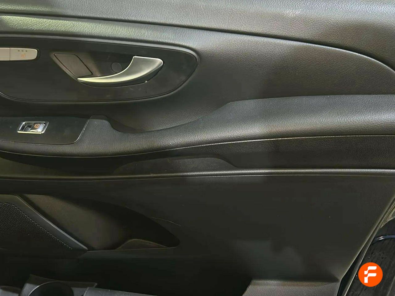 Foto Mercedes-Benz Clase V 27