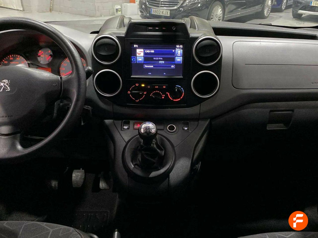 Foto Peugeot Partner 21