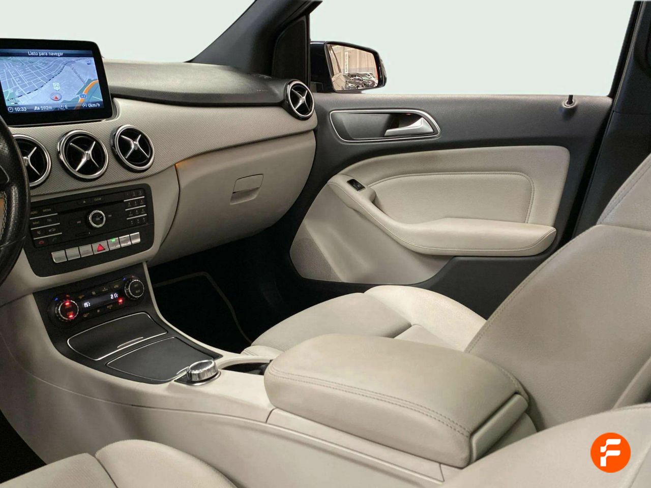 Foto Mercedes-Benz Clase B 33