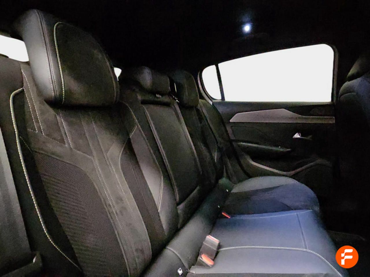 Foto Peugeot 308 10