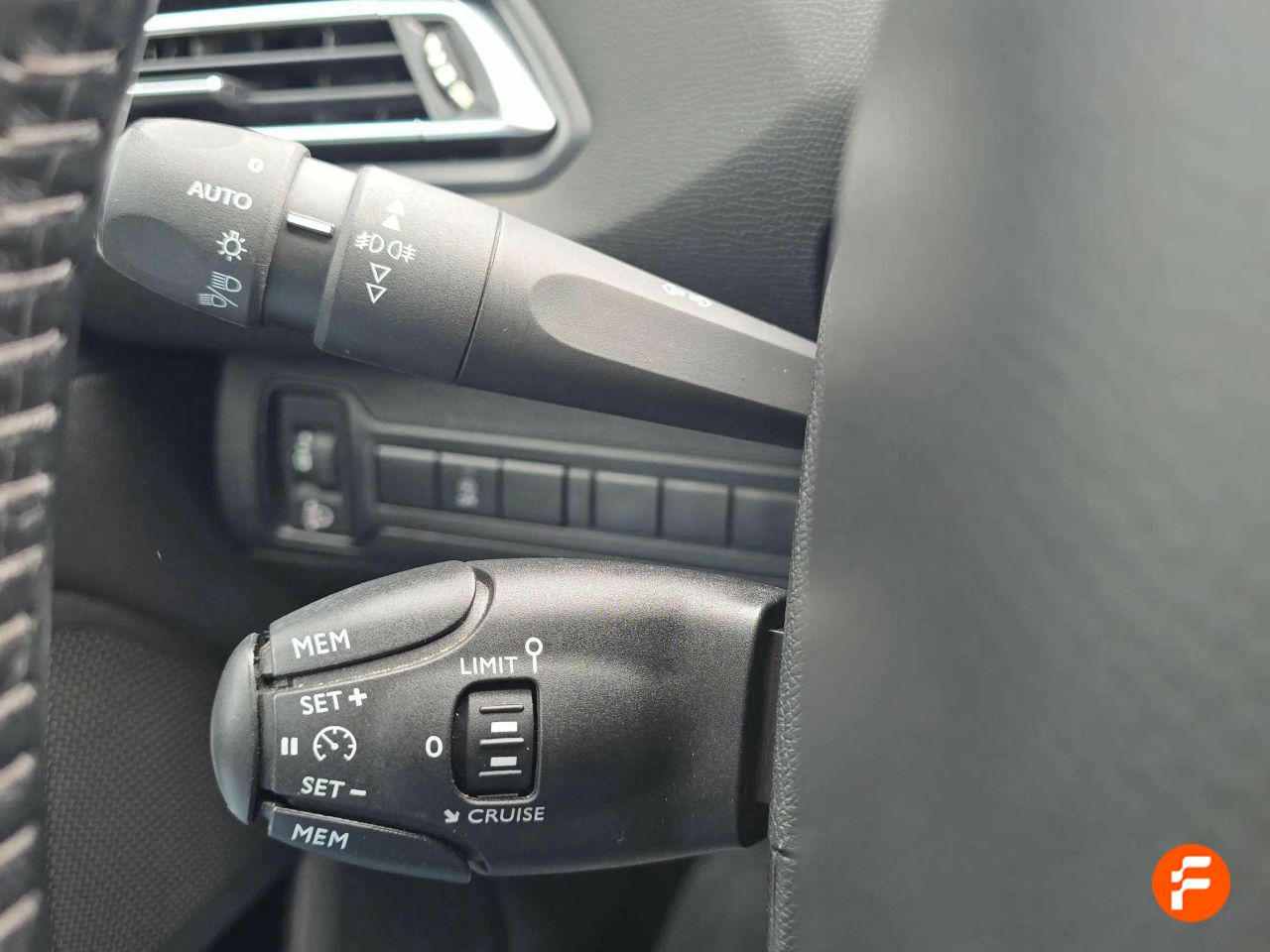 Foto Peugeot 308 14