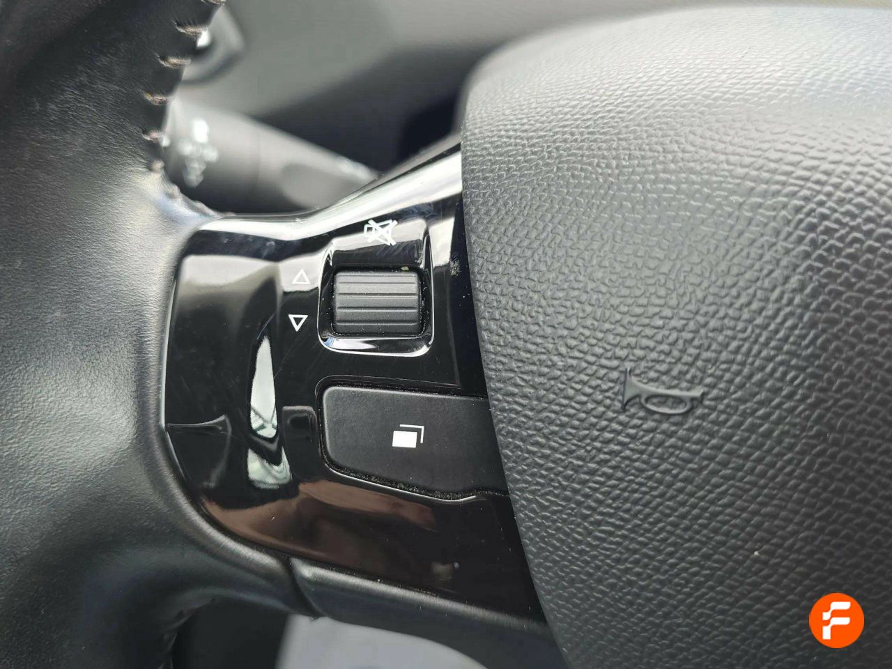 Foto Peugeot 308 19