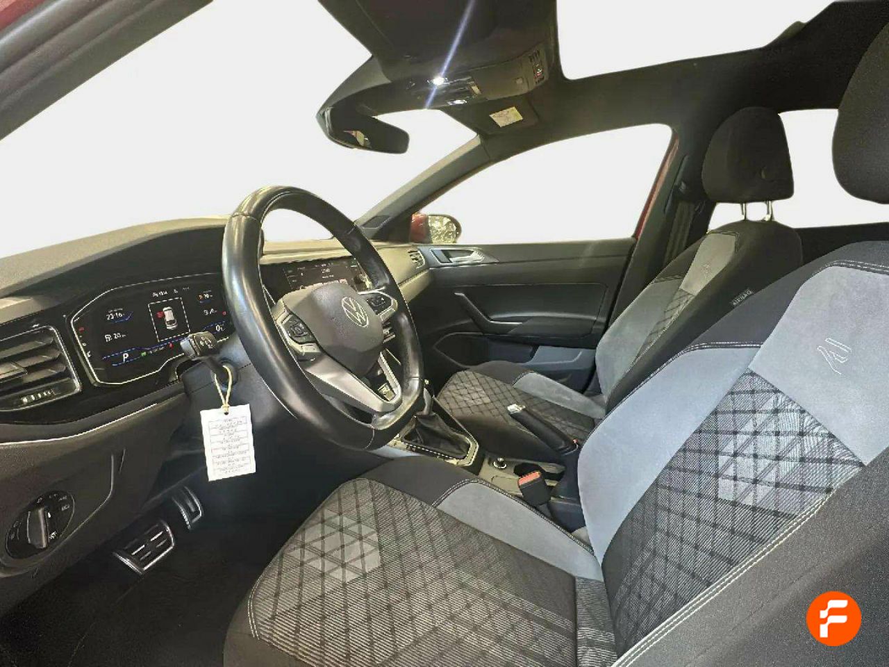 Foto Volkswagen Taigo 14