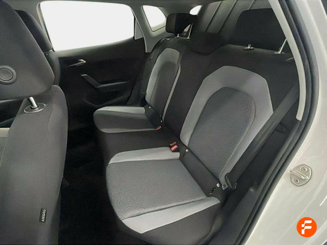 Foto Seat Ibiza 15