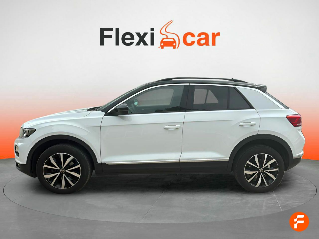 Foto Volkswagen T-Roc 4