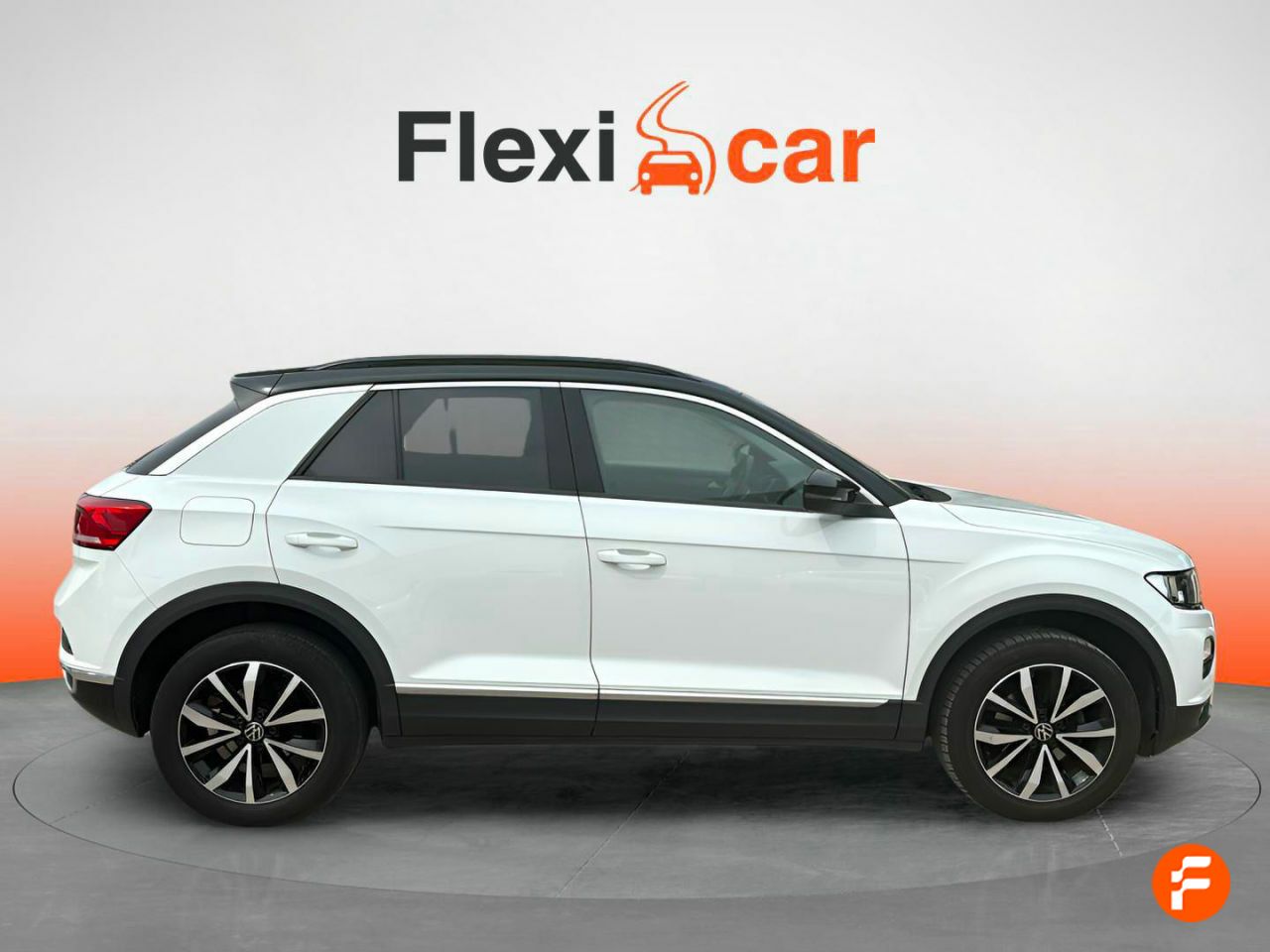 Foto Volkswagen T-Roc 8