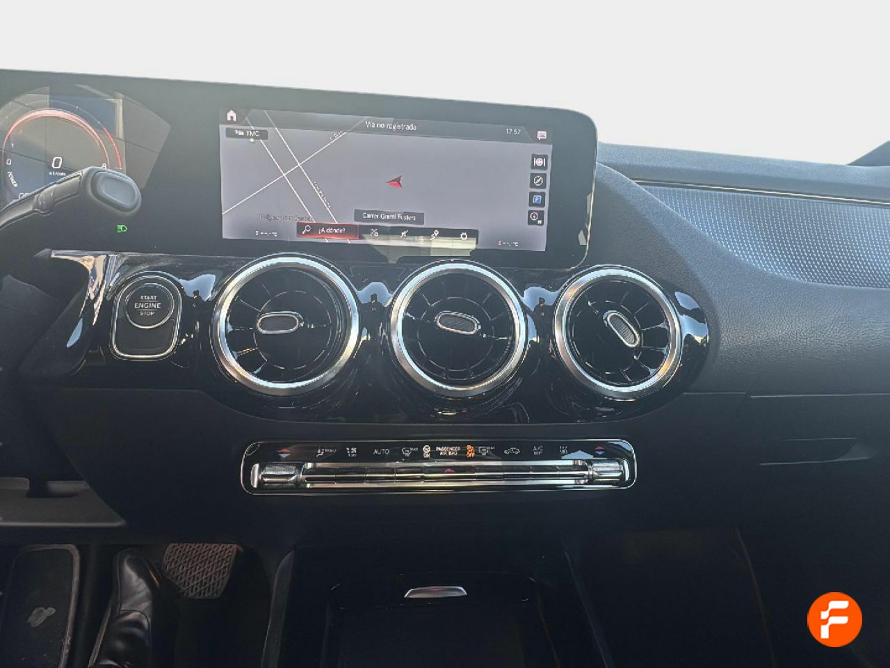 Foto Mercedes-Benz Clase GLA 12