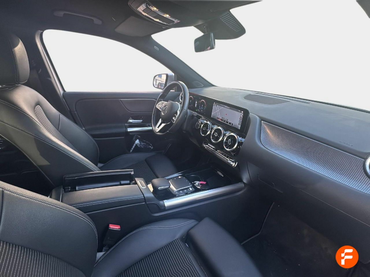 Foto Mercedes-Benz Clase GLA 13