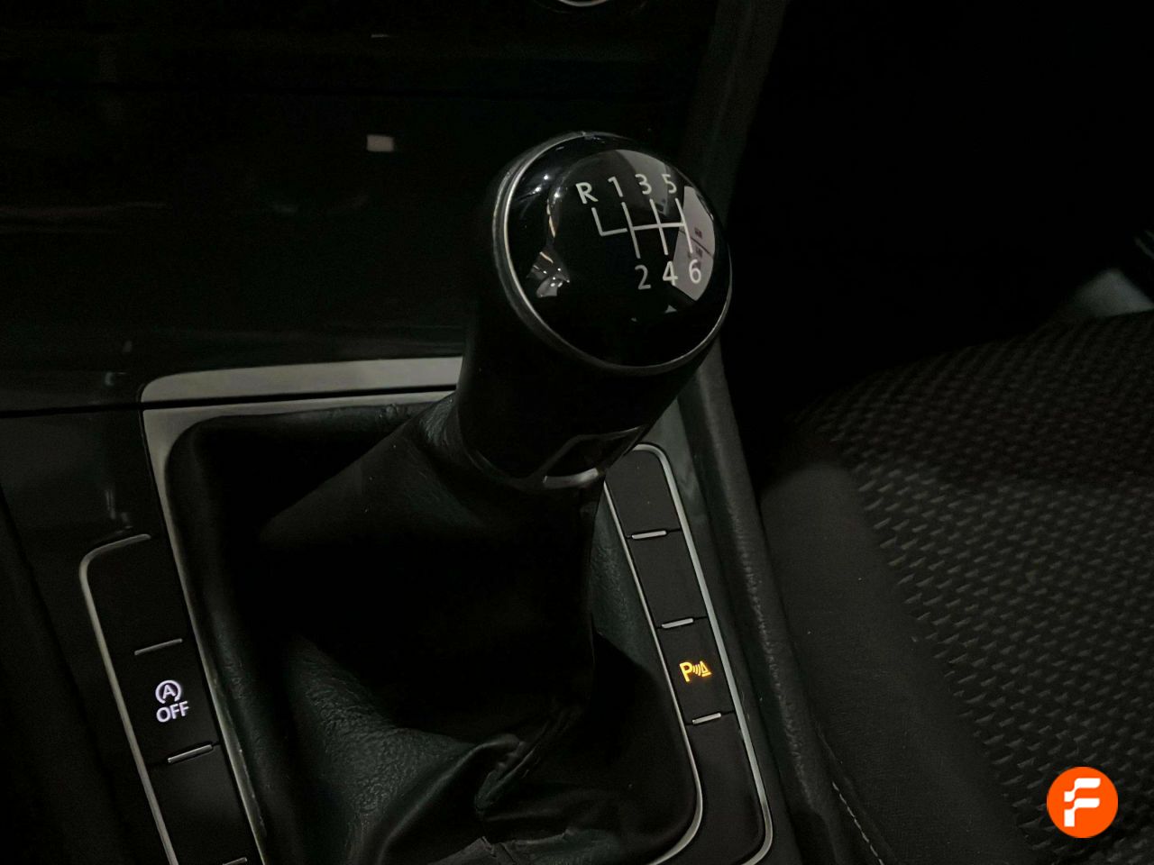 Foto Volkswagen Golf 22