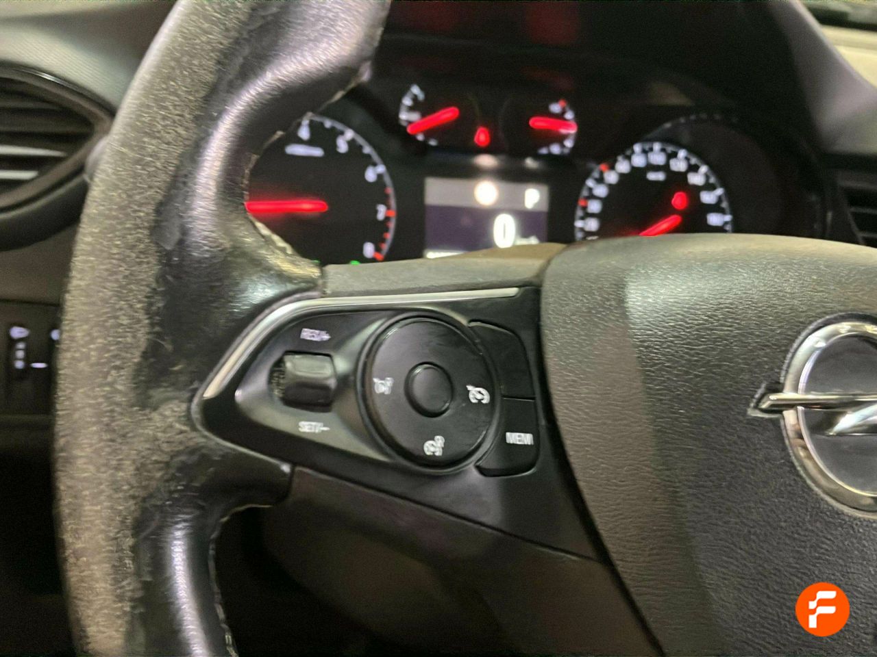 Foto Opel Crossland X 13