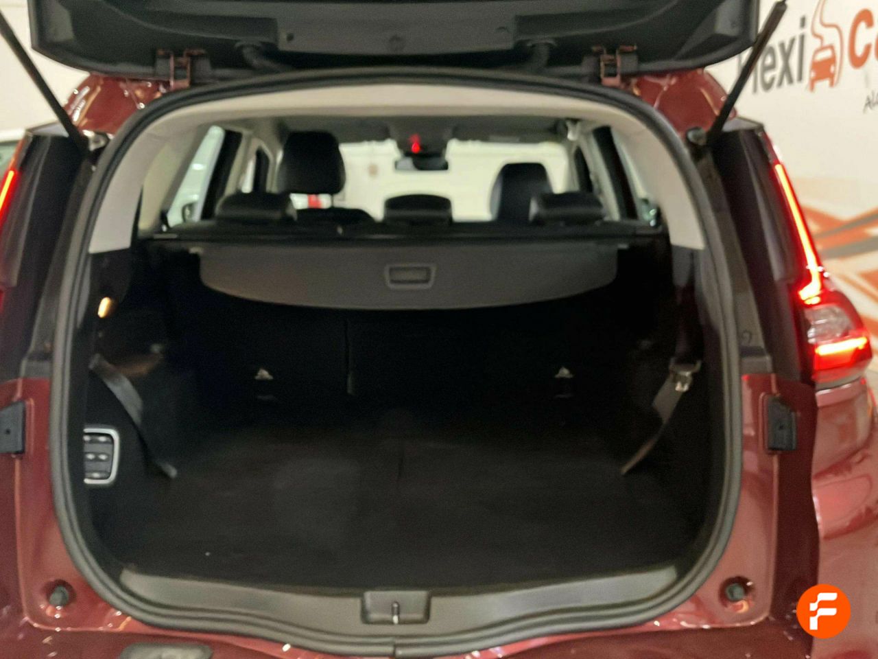 Foto Renault Scénic 10