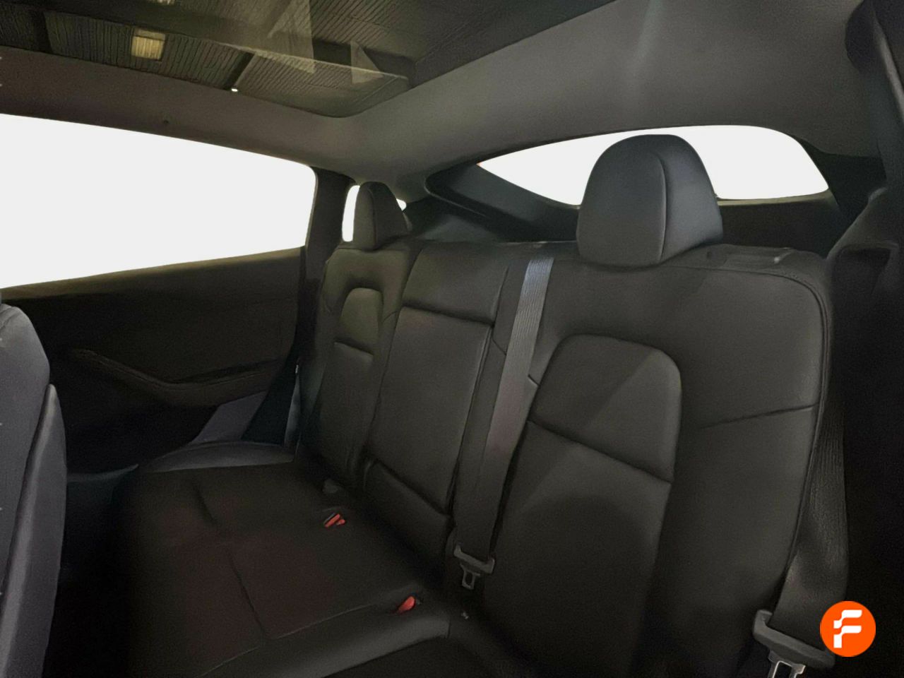 Foto Tesla Model Y 19