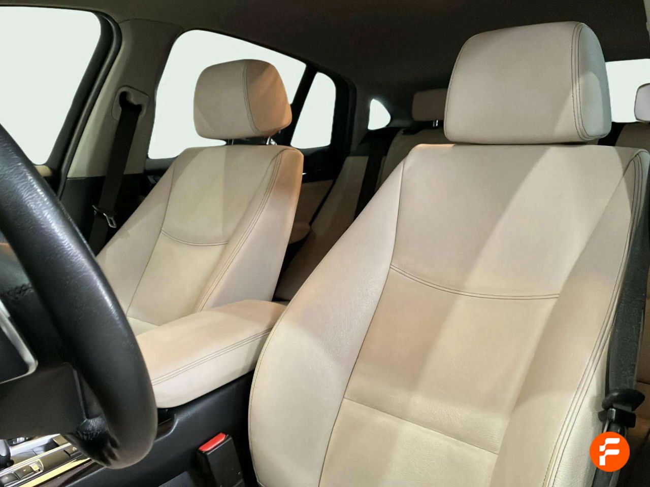 Foto BMW X4 10