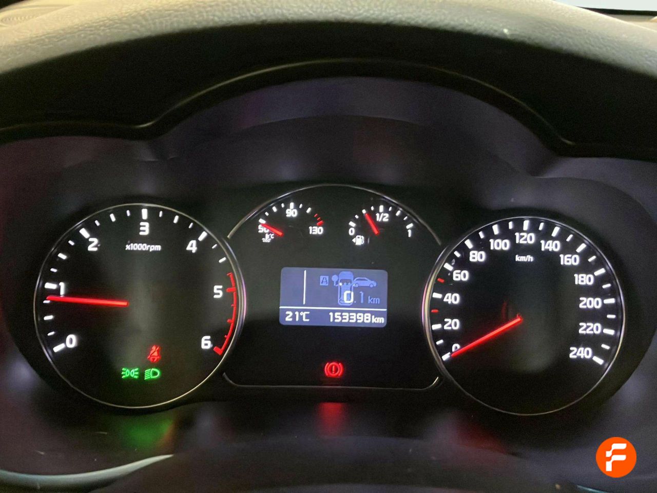 Foto Kia Carens 15