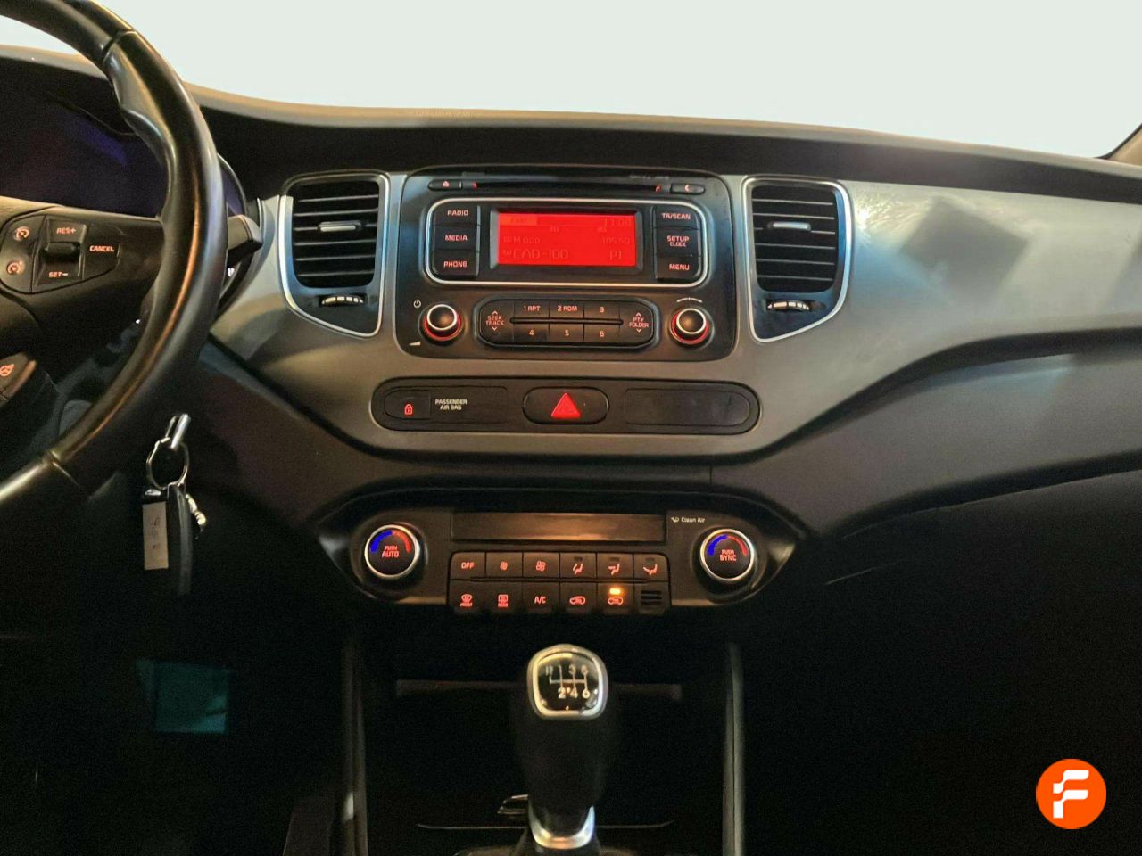 Foto Kia Carens 17