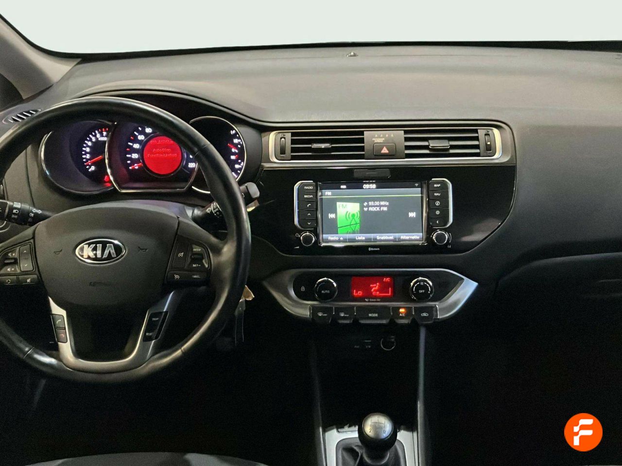 Foto Kia Rio 12